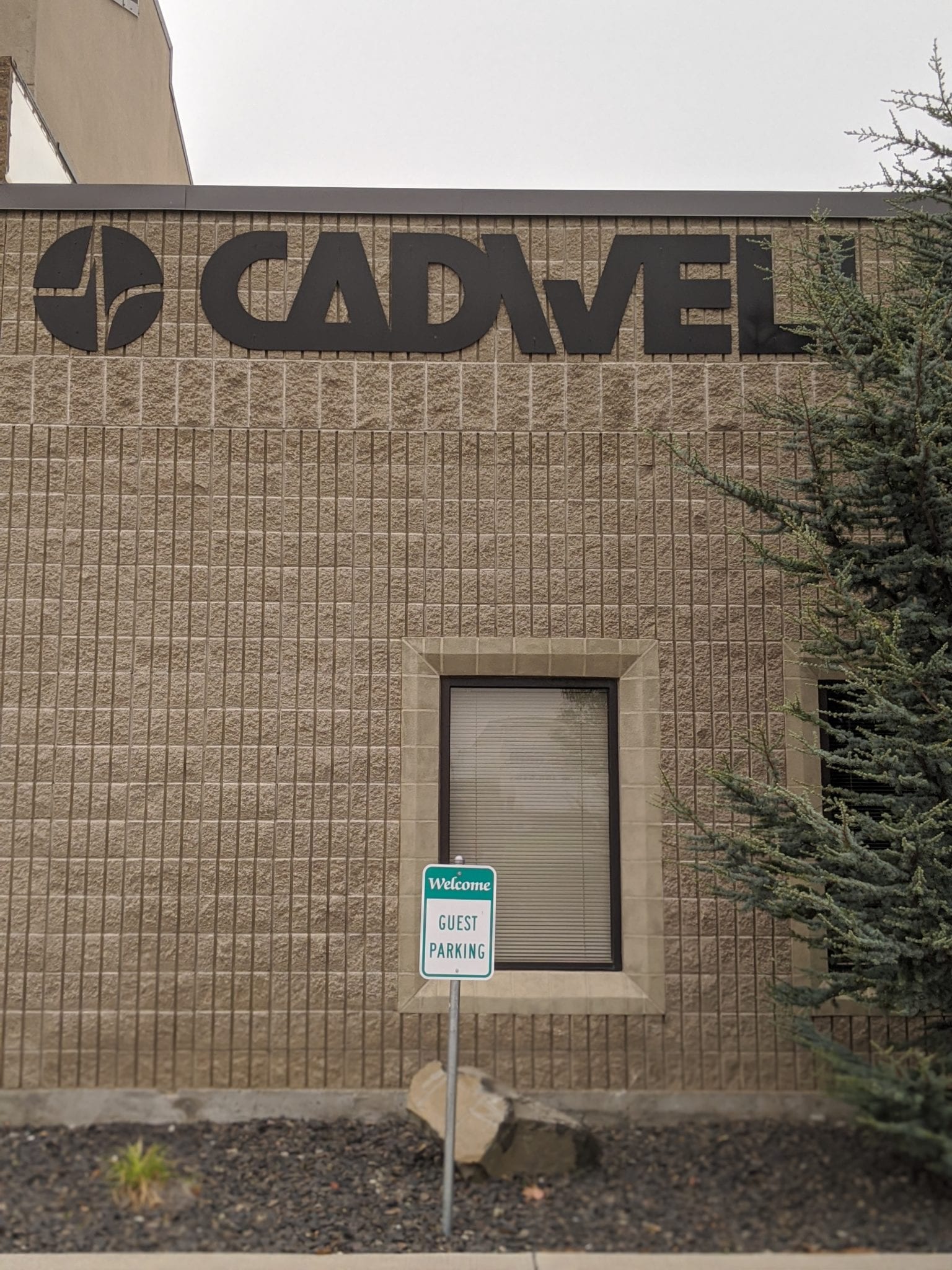 Cadwell donates 90 laptops to local schools